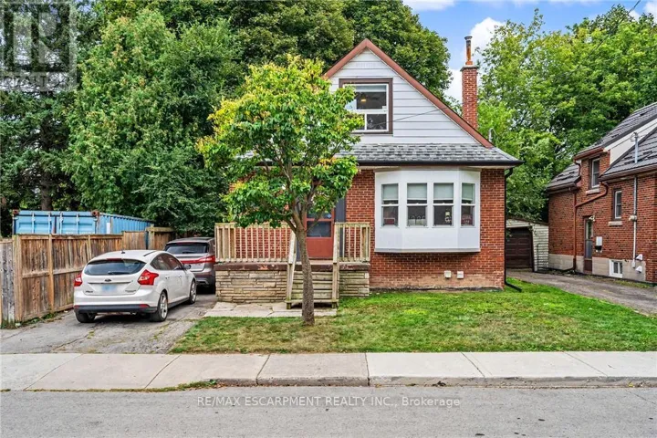 15 MAPES AVENUE, Hamilton (Westdale), Ontario L8S2K3