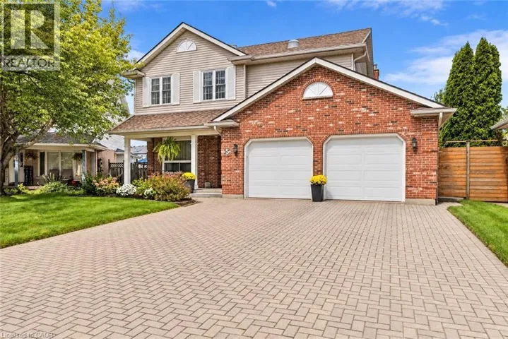 5 THORN Place, St. Catharines, Ontario L2S3S1