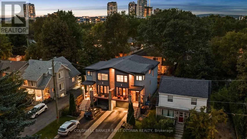 155 NORA STREET, Ottawa, Ontario K1Z7B2