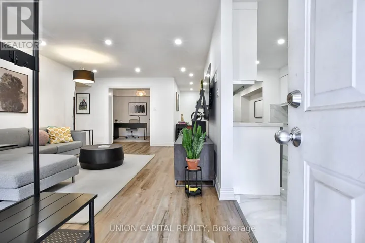 12 SUDBURY STREET, Toronto (Niagara), Ontario M6J3W7