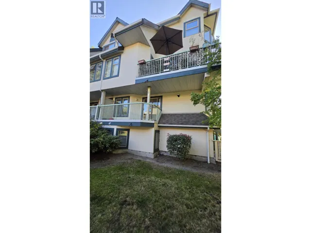 27 7520 18TH STREET, Burnaby, British Columbia V3N4X7