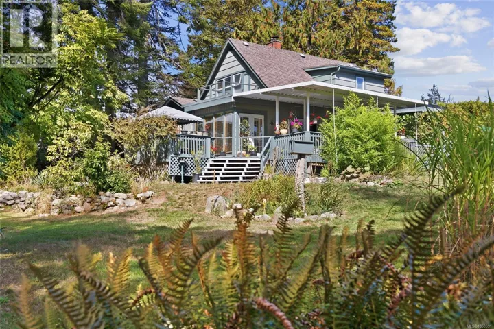 1719 Centennial Ave E, Comox, British Columbia V9M2W3