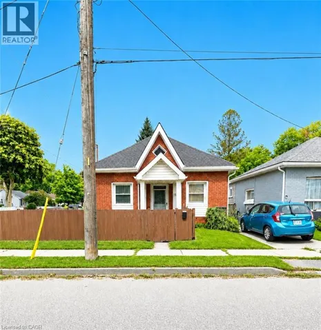 15 ESTHER Street, Brantford, Ontario N3S6K3