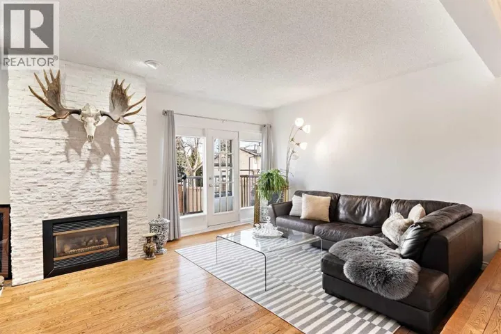 33, 448 Strathcona Drive SW, Calgary, Alberta T3H1M3