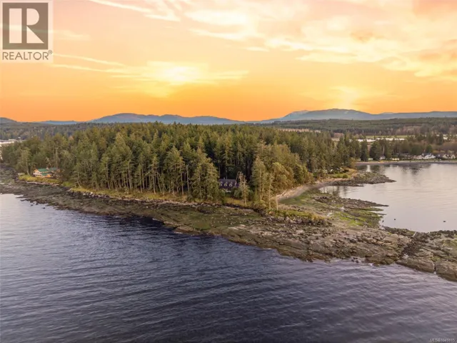 2023 Seahaven Rd, Nanoose Bay, British Columbia V9P9C5