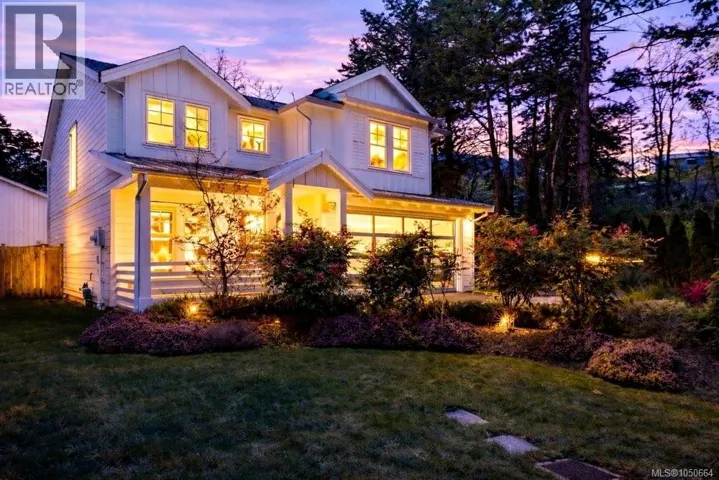 30 Jedburgh Rd, View Royal, British Columbia V9B6N7