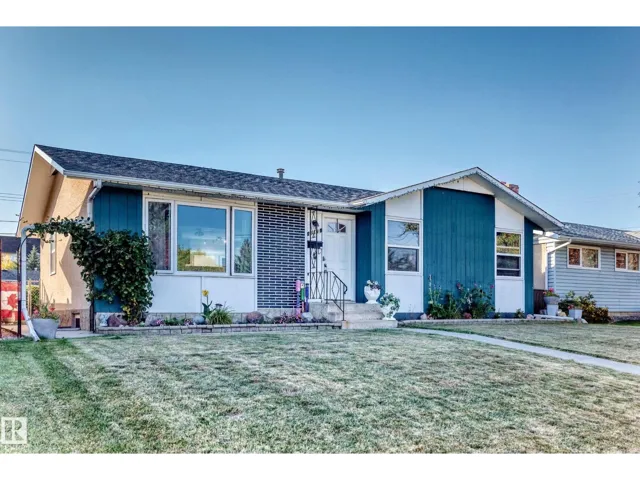 9828 164 ST NW, Edmonton, Alberta T5P3P9