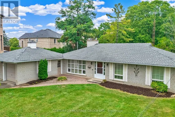 22 POPLAR DRIVE, Richmond Hill (Oak Ridges), Ontario L4E2X6