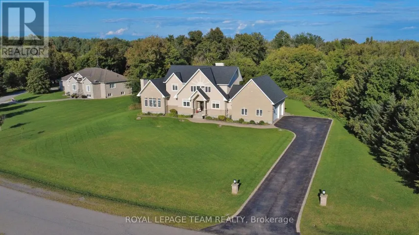 2515 KEARNS WAY, Ottawa, Ontario K4P1R9