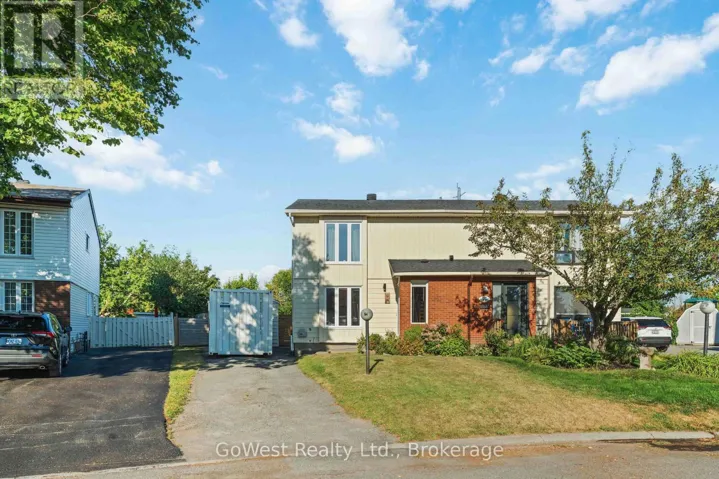 94 FIELDGATE DRIVE, Ottawa, Ontario K2J1T9