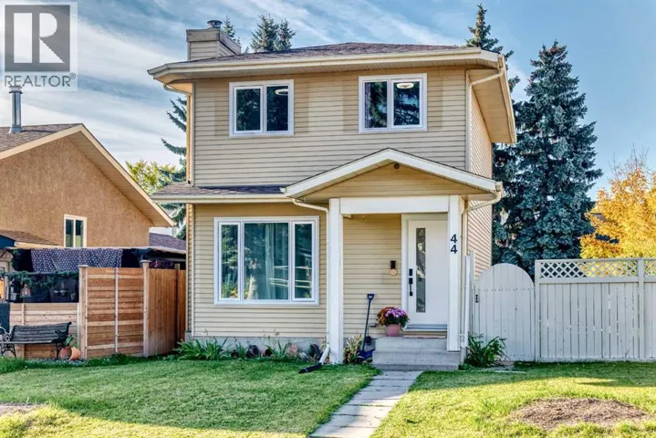 44 McKinley Road SE, Calgary, Alberta T2Z1T6
