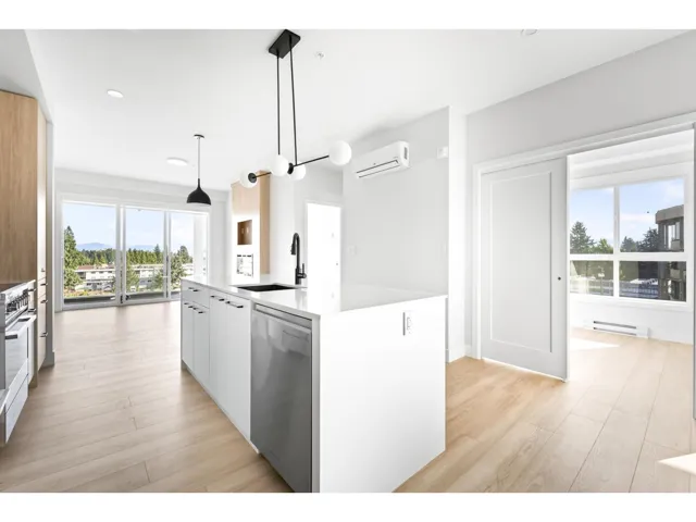 403 33538 COTTAGE LANE, Abbotsford, British Columbia V2S6B8