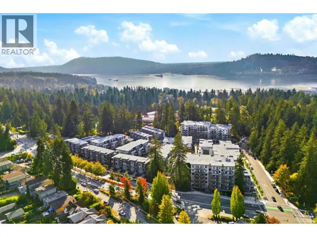 102 956 LYTTON STREET, North Vancouver, British Columbia V7H0C4