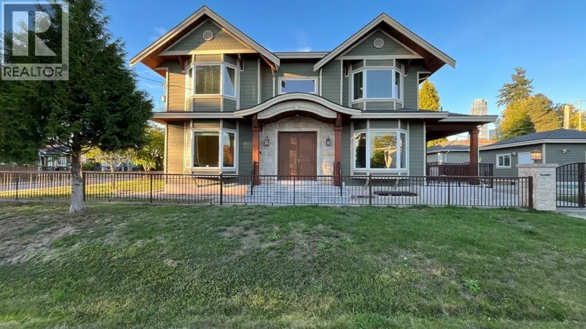 4319 GRETA STREET, Burnaby, British Columbia V5J1N9