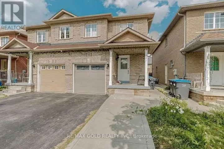 35 RIDGEFIELD COURT, Brampton (Vales of Castlemore), Ontario L6P1B4