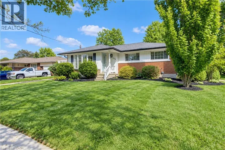 133 CORNELL Avenue, Kitchener, Ontario N2G3E5
