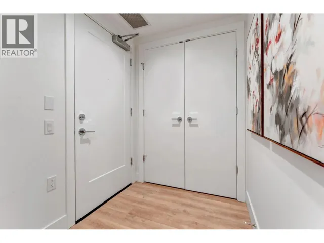 105 2325 EMERY COURT, North Vancouver, British Columbia V7J0E8