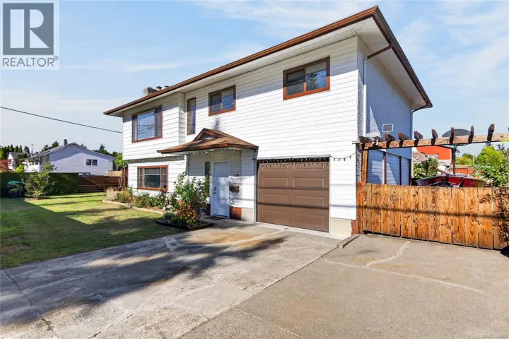 1083 26th St, Courtenay, British Columbia V9N7G1