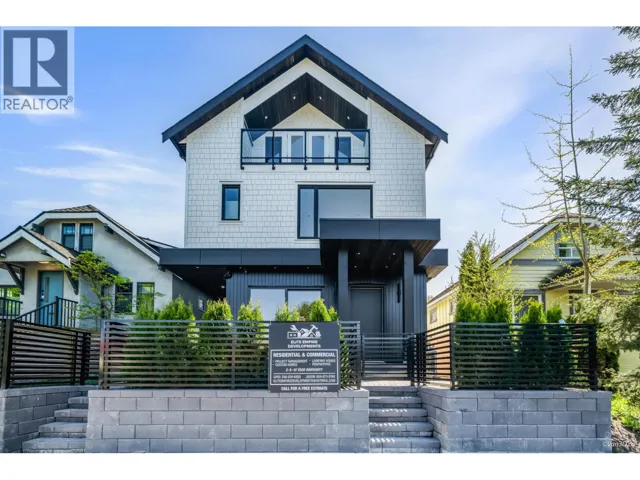1 2636 MCGILL STREET, Vancouver, British Columbia V5K1H3