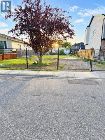 4647 79 Street NW, Calgary, Alberta T3B2P1
