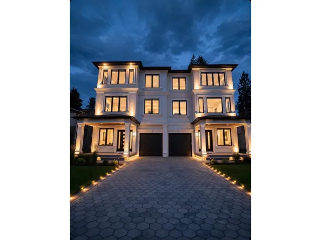 101 15026 PHEASANT DRIVE, Surrey, British Columbia V3R4X3