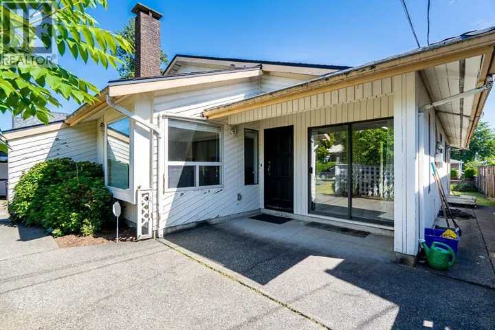 6094 WALKER AVENUE, Burnaby, British Columbia V5E3B4