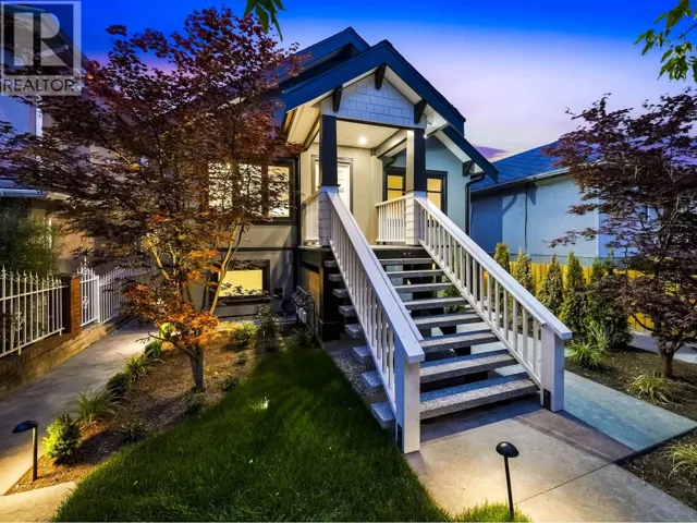 1 2339 PARKER STREET, Vancouver, British Columbia V5L2M2