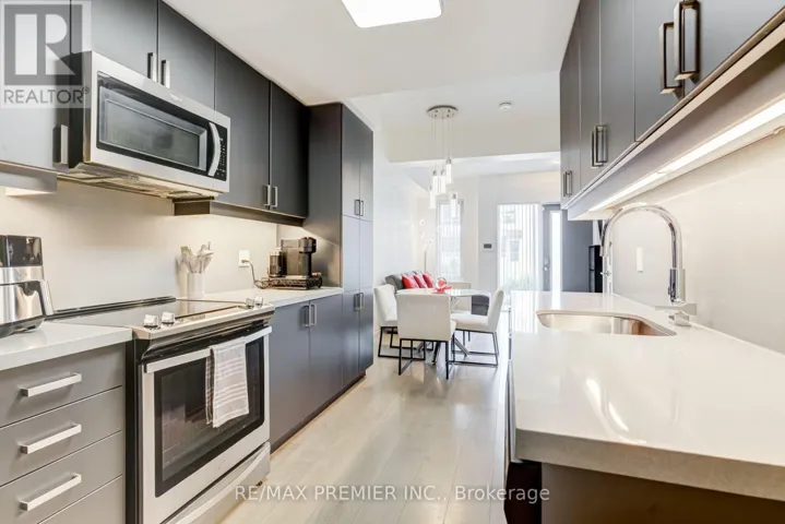 5 - 1010 PORTAGE PARKWAY, Vaughan (Concord), Ontario L4K0K3