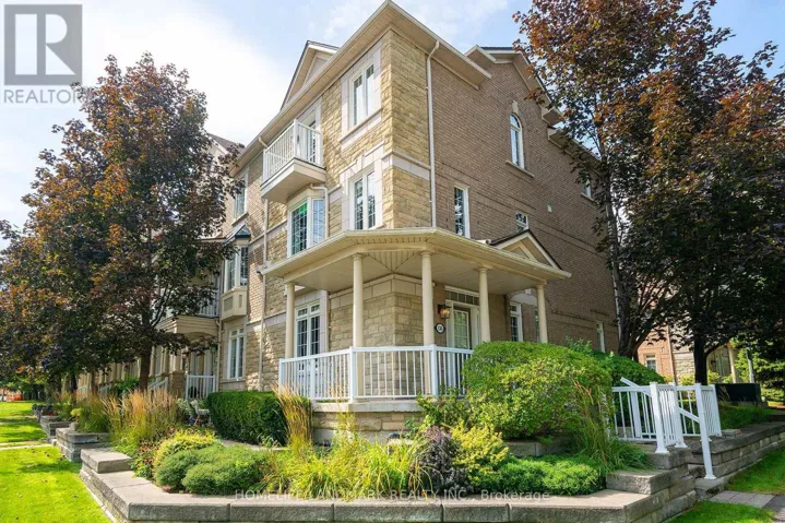 15 - 130 PARK STREET E, Mississauga (Port Credit), Ontario L5G4W1