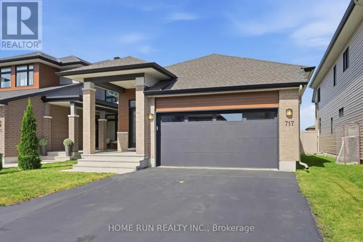 717 OCTAVE GROVE, Ottawa, Ontario K1X0C3