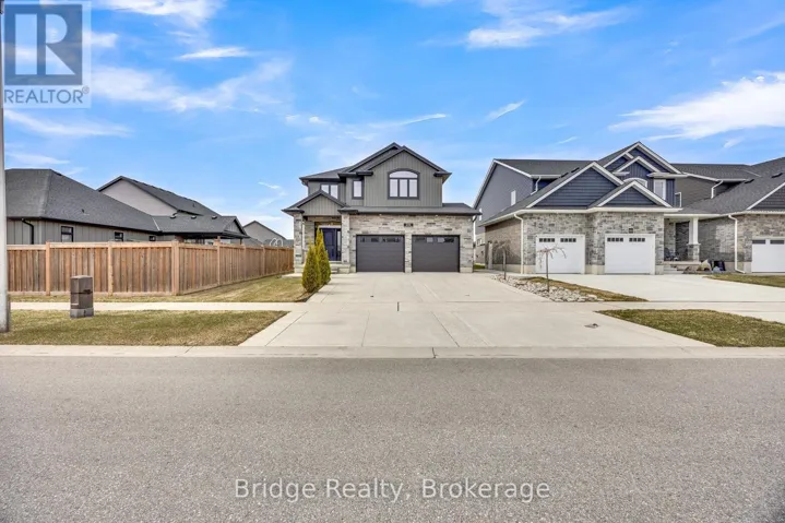 256 TAMARACK BOULEVARD, Woodstock (Woodstock - North), Ontario N4S0E2