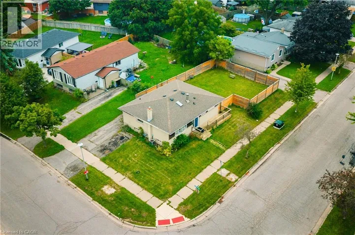 56 ASHBURY Avenue, London, Ontario N6E1T1