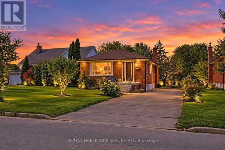 66 GOODERHAM DRIVE, Toronto (Wexford-Maryvale), Ontario M1R3G7