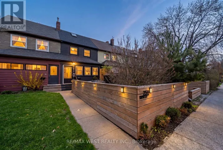 259 SIXTH STREET, Toronto (New Toronto), Ontario M8V3A8