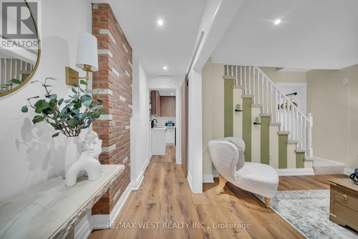 259 SIXTH STREET, Toronto (New Toronto), Ontario M8V3A8