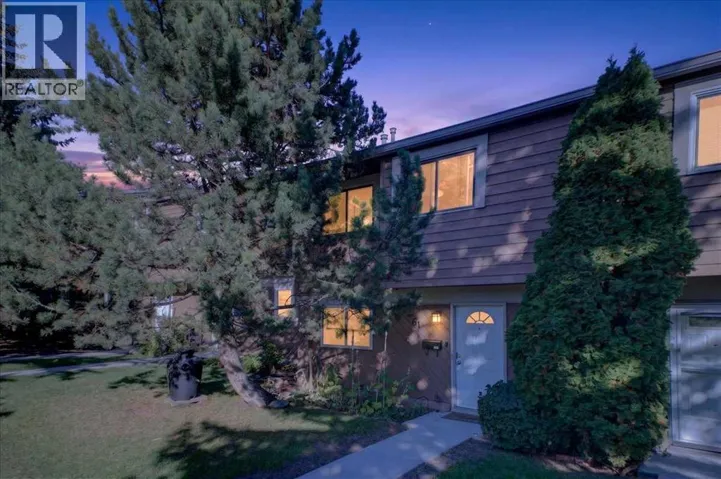 61, 4940 39 Avenue SW, Calgary, Alberta T3E6M7