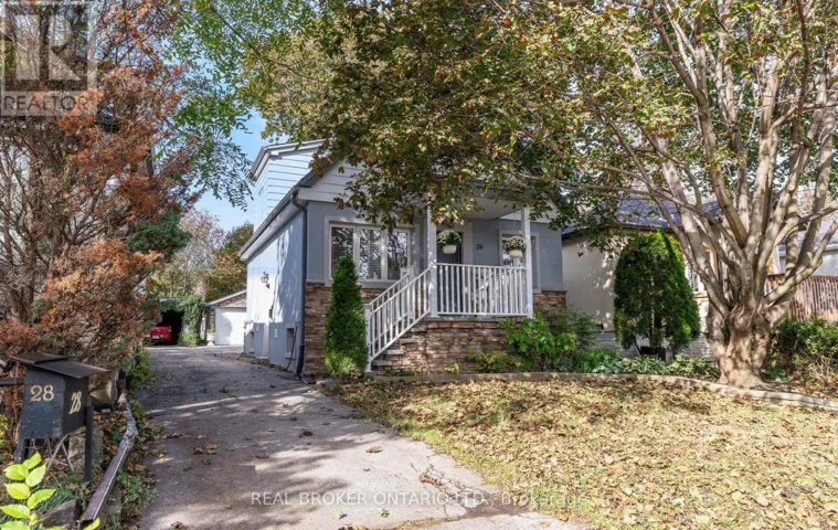 26 ROXALINE STREET, Toronto (Humber Heights), Ontario M9P2Y9
