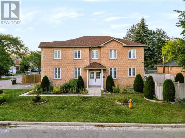 106 CRAGGVIEW DRIVE, Toronto (West Hill), Ontario L9N0P2