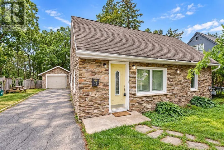 45 GROVE STREET W, Barrie (Queen's Park), Ontario L4N1M6