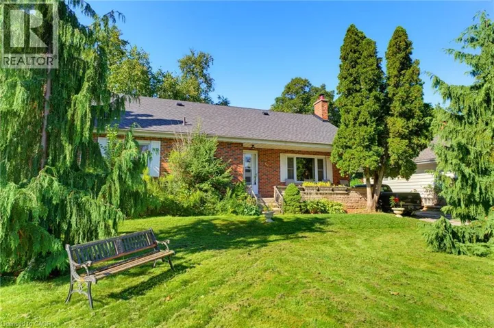 940 HARVEY Place, Halton, Ontario L7T3G1