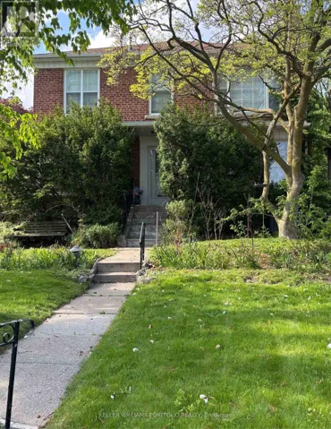 38 AVENAL DRIVE, Toronto (Humewood-Cedarvale), Ontario M6C1V4