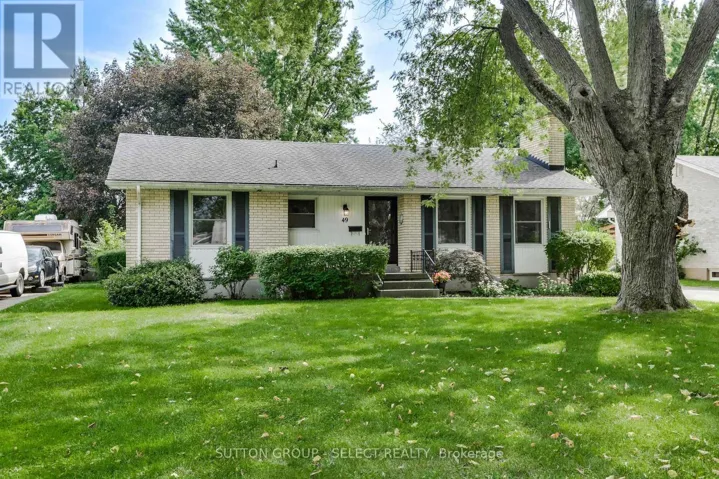 49 MCLEOD CRESCENT, London North (North H), Ontario N5X1S7
