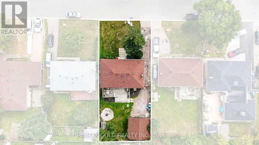 12 ALEXANDRIA CRESCENT, Brampton (Avondale), Ontario L6T1N3
