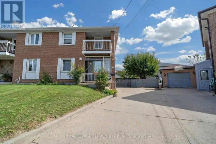 11 DIXIANA COURT, Toronto (Glenfield-Jane Heights), Ontario M3L1X3