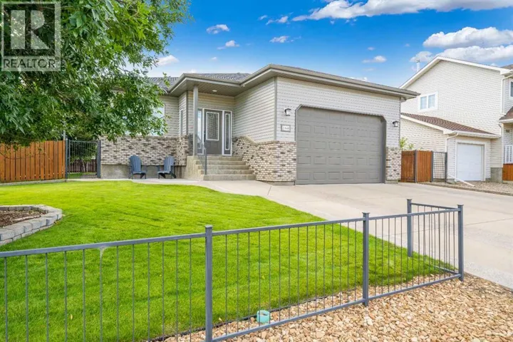 2448 7 Avenue NE, Medicine Hat, Alberta T1C1Y6