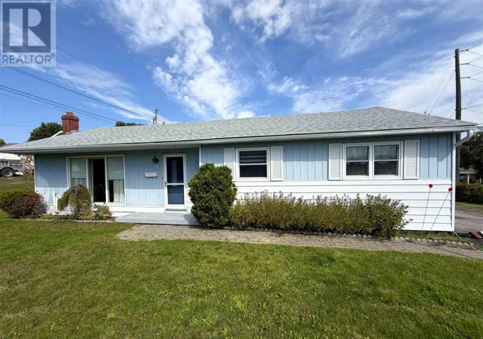 2 Tecumseh RD, Elliot Lake, Ontario P5A1M1
