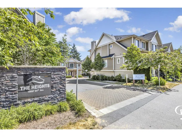 25 19097 64 AVENUE, Surrey, British Columbia V3S6X5