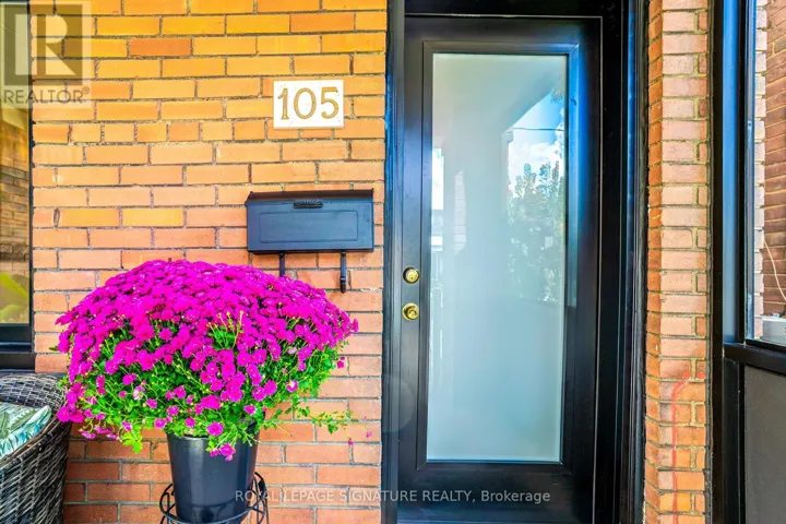 105 EARLSCOURT AVENUE, Toronto (Corso Italia-Davenport), Ontario M6E4A8