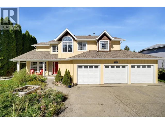 1681 18 Avenue SE, Salmon Arm, British Columbia V1E2M9