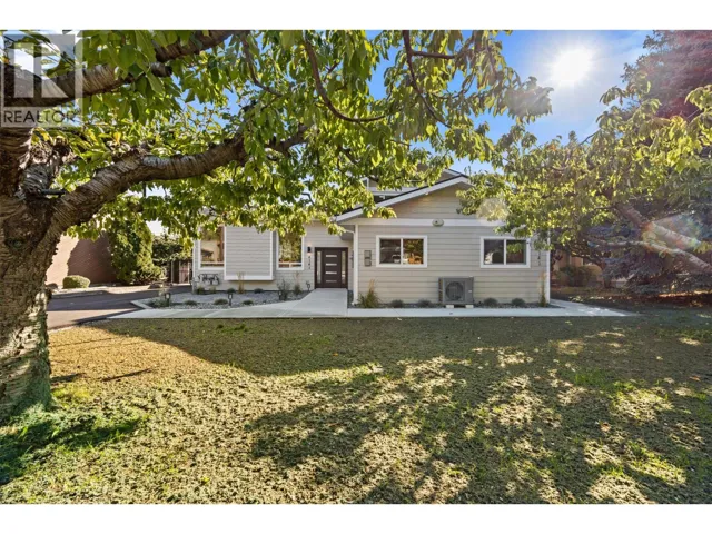 4141 San Clemente Avenue, Peachland, British Columbia V0H1X6